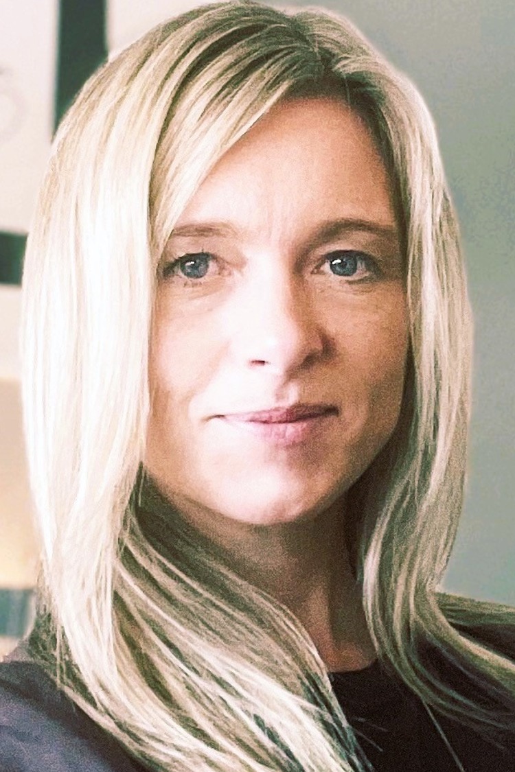 Portrait of Mia Guenther