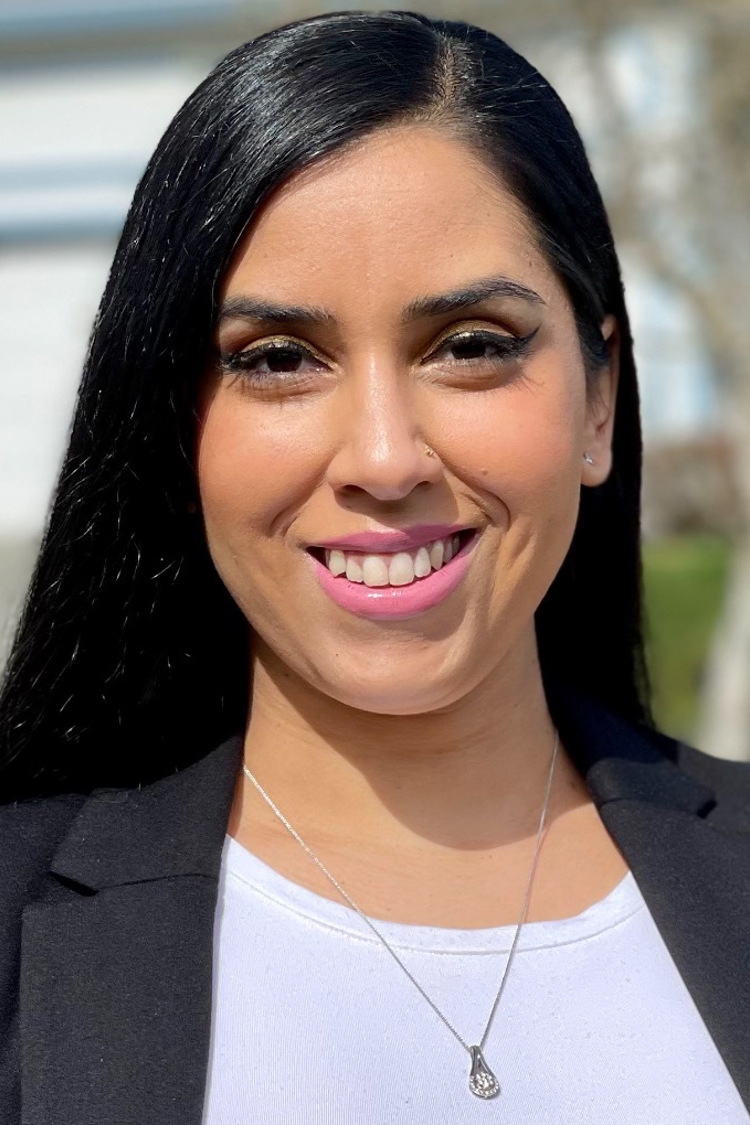 Portrait of Kandice Dondona