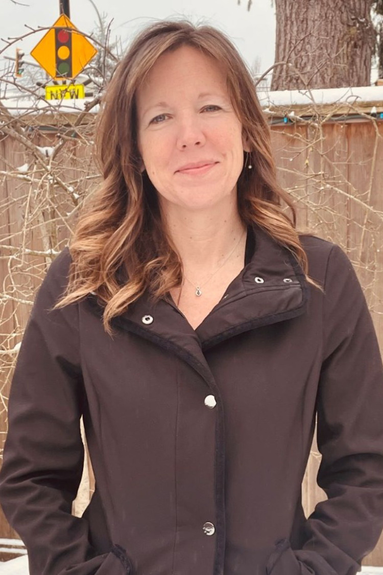Portrait of Trish Wolton