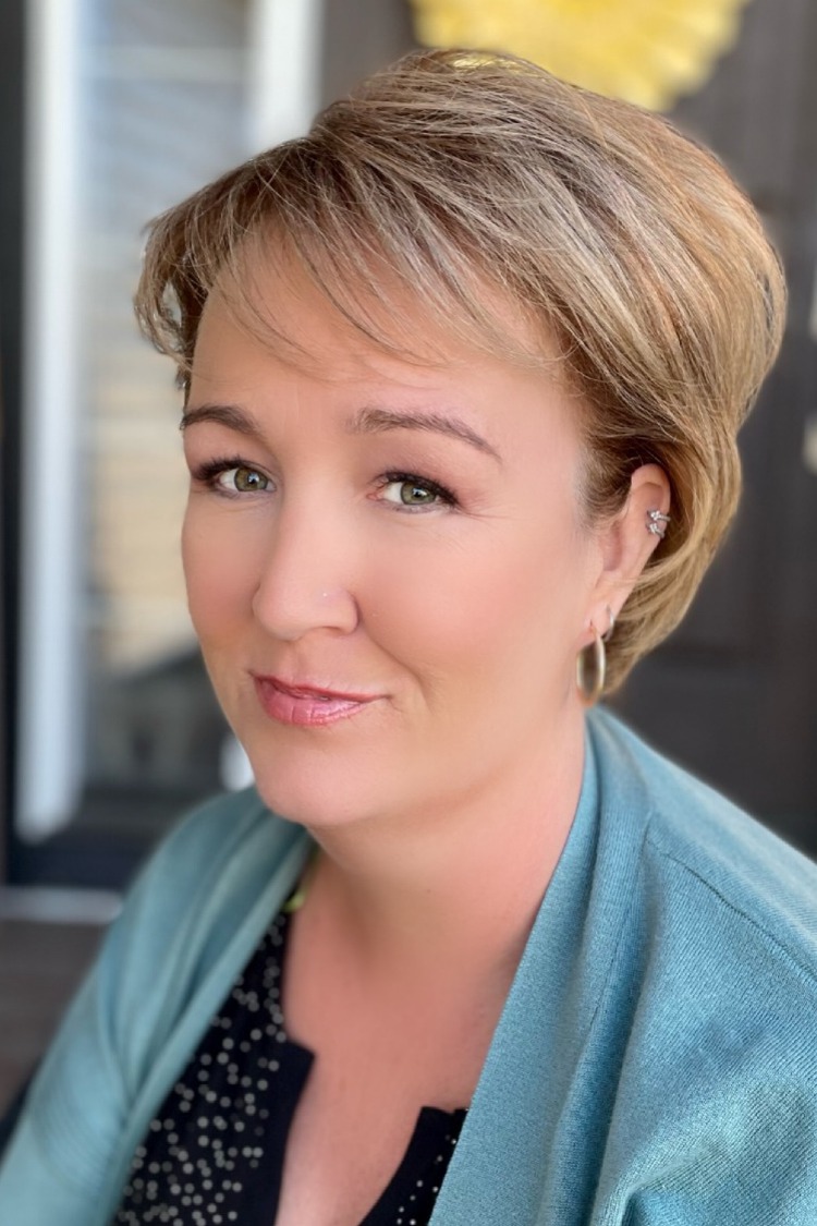 Portrait of Amy Santschi